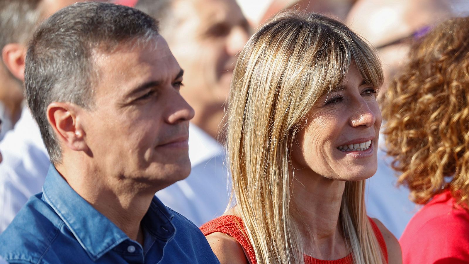 El presidente del Gobierno, Pedro Sánchez, junto a su mujer, Begoña Gómez, en una imagen de archivo.