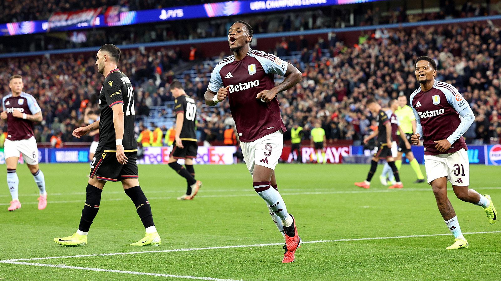 El colombiano Jhon Duran celebra el gol del Aston Villa en la jornada 3 de la Champions.