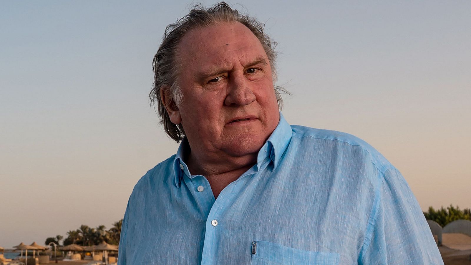 Depardieu alega enfermedad y pedirá retrasar su juicio por agresión y abuso sexual