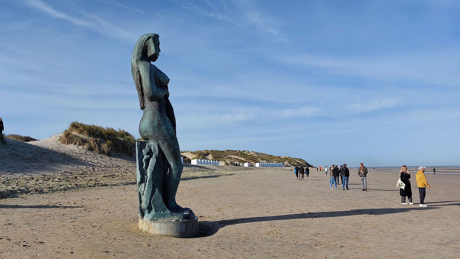 Beaufort24: El arte que enlaza memoria y naturaleza en la costa belga