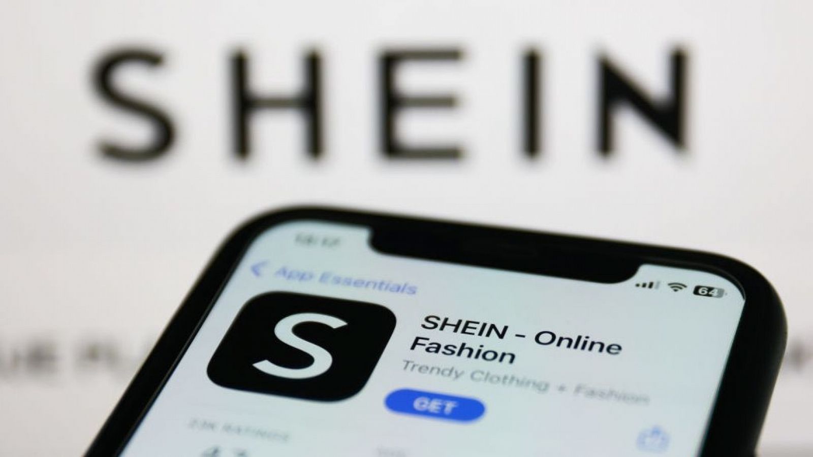 App de Shein en un móvil