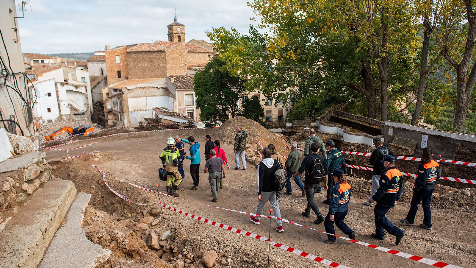 Tareas de reparación y limpieza tras el impacto de la DANA en Letur