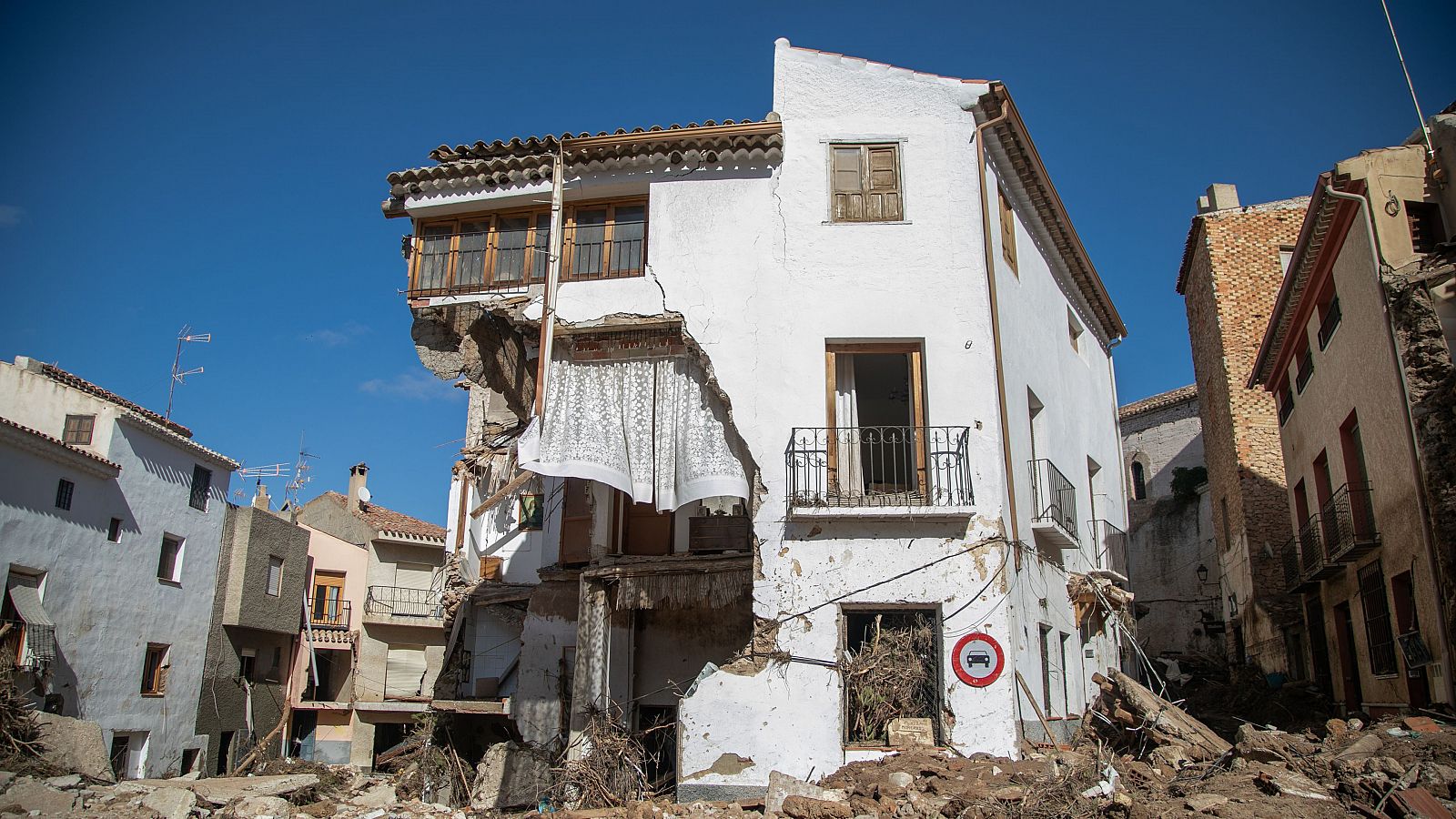 El Banco de España cifra en 20.000 millones de euros la exposición de la banca a las zonas afectadas por la DANA