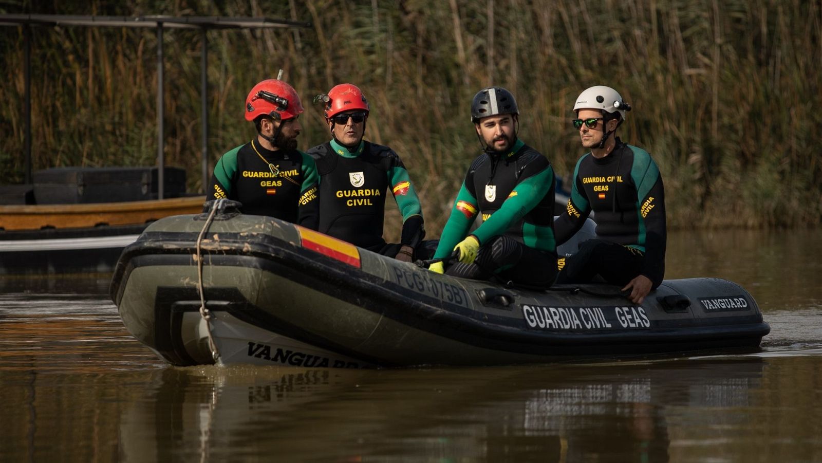 Despliegue de efectivos de la Guardia Civil en búsqueda de desaparecidos en la Albufera de Valencia