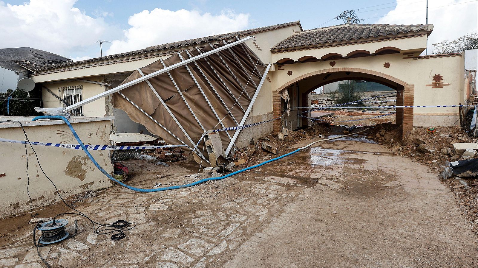 Daños ocasionados por las inundacines en Torrente, Valencia.