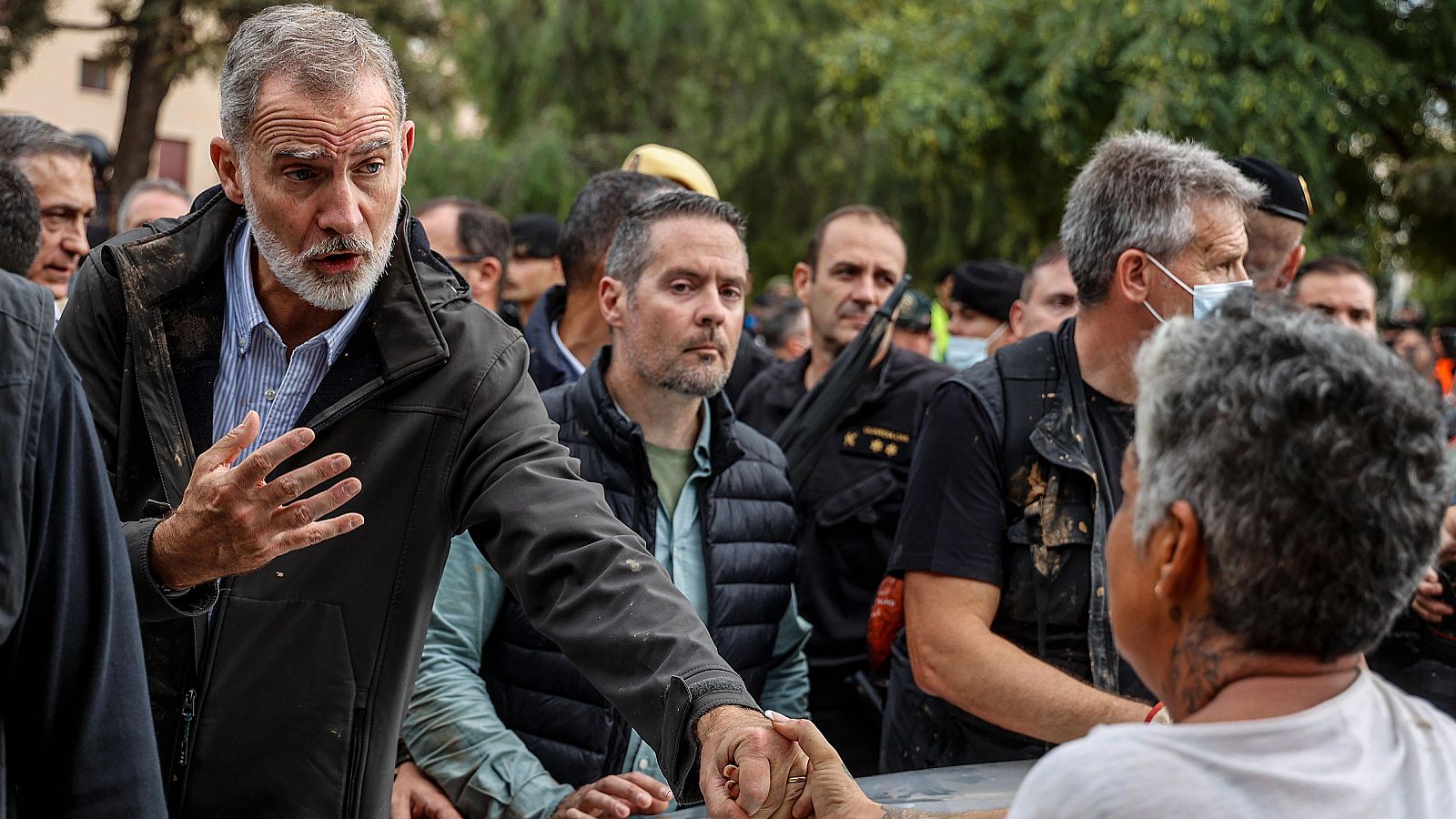 El rey Felipe VI durante su visita a Paiporta el domingo 3 de noviembre