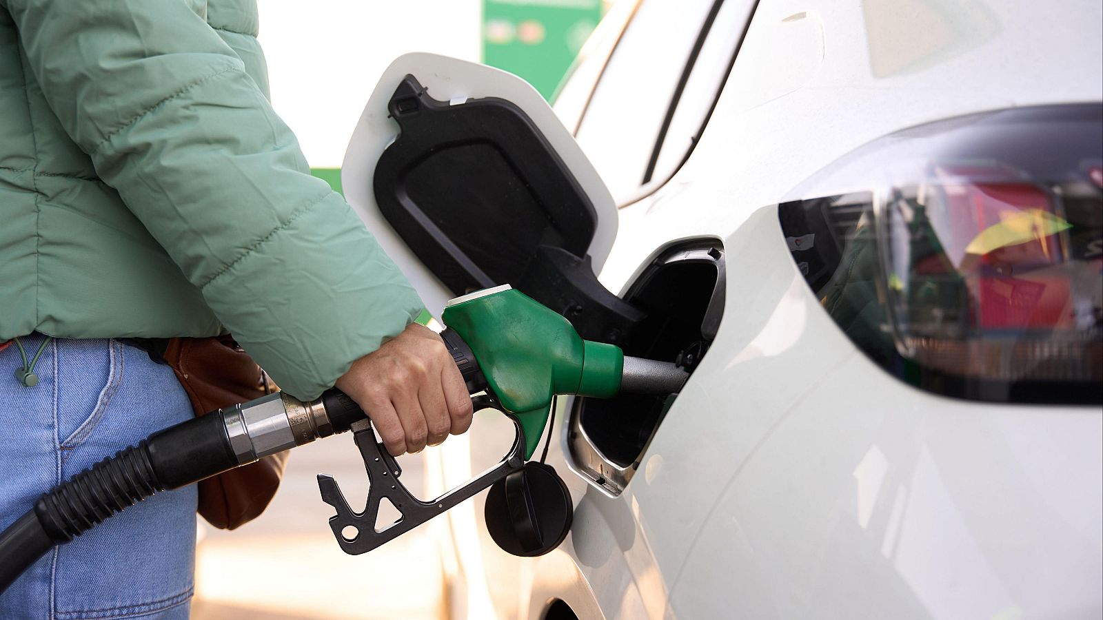 El precio del gasóleo vuelve a repuntar esta semana y el de la gasolina se mantiene estable