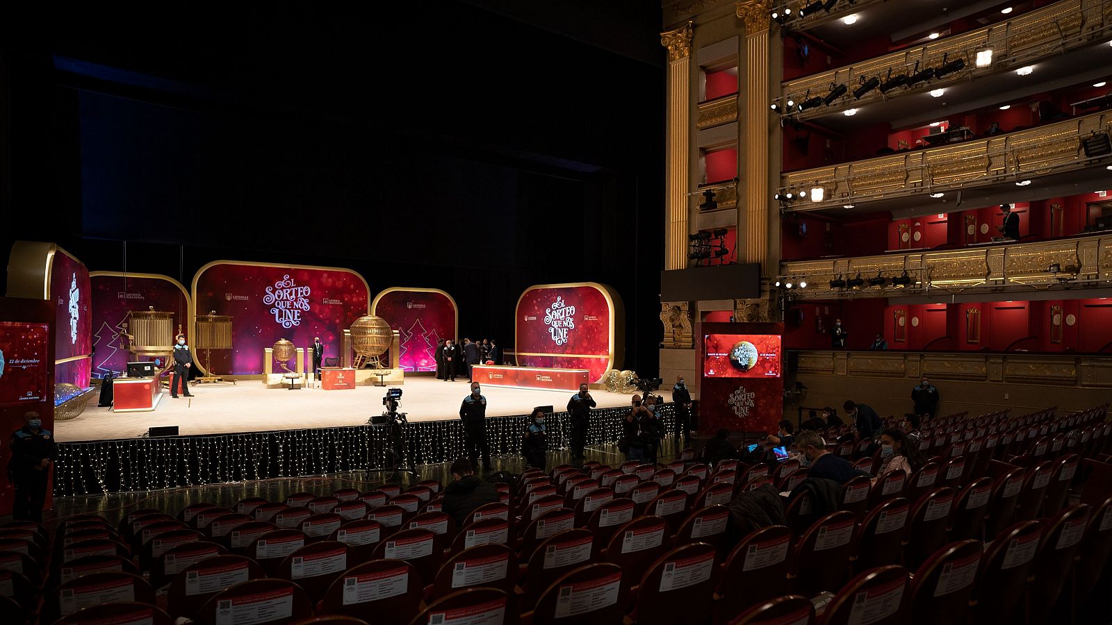 Lotería 2024: ¿Cómo se prepara el Teatro Real para el sorteo?