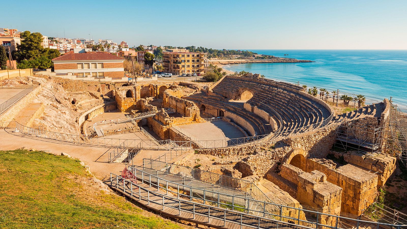 ¿Por qué en Tarragona los edificios modernos no pueden tener parking subterráneo?