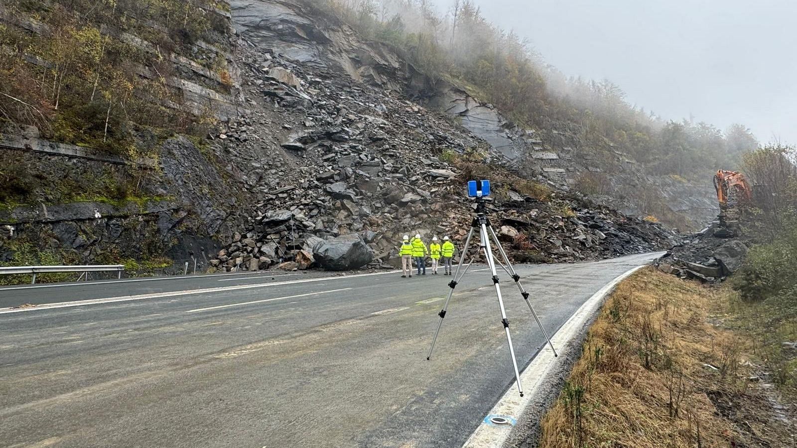 La AP-66, en Asturias, se reabrirá al tráfico este miércoles con un desvío provisional en ambos sentidos