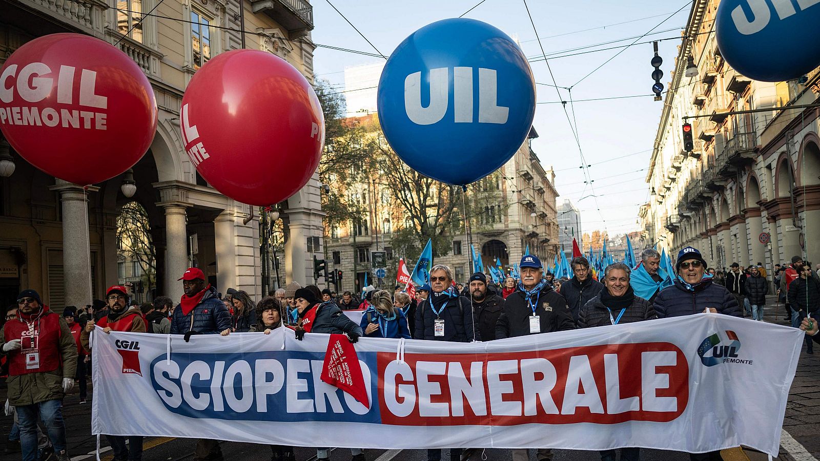 Manifestación contra la reducción de las horas de huelga en el sector de transportes