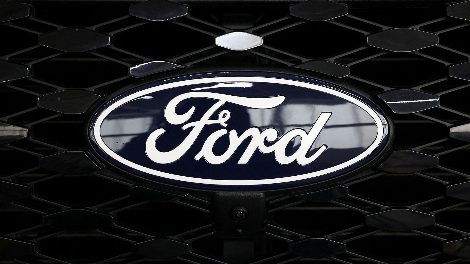 Ford Almussafes reduce los turnos en su fábrica de motores para 2025 tras un año de caída productiva