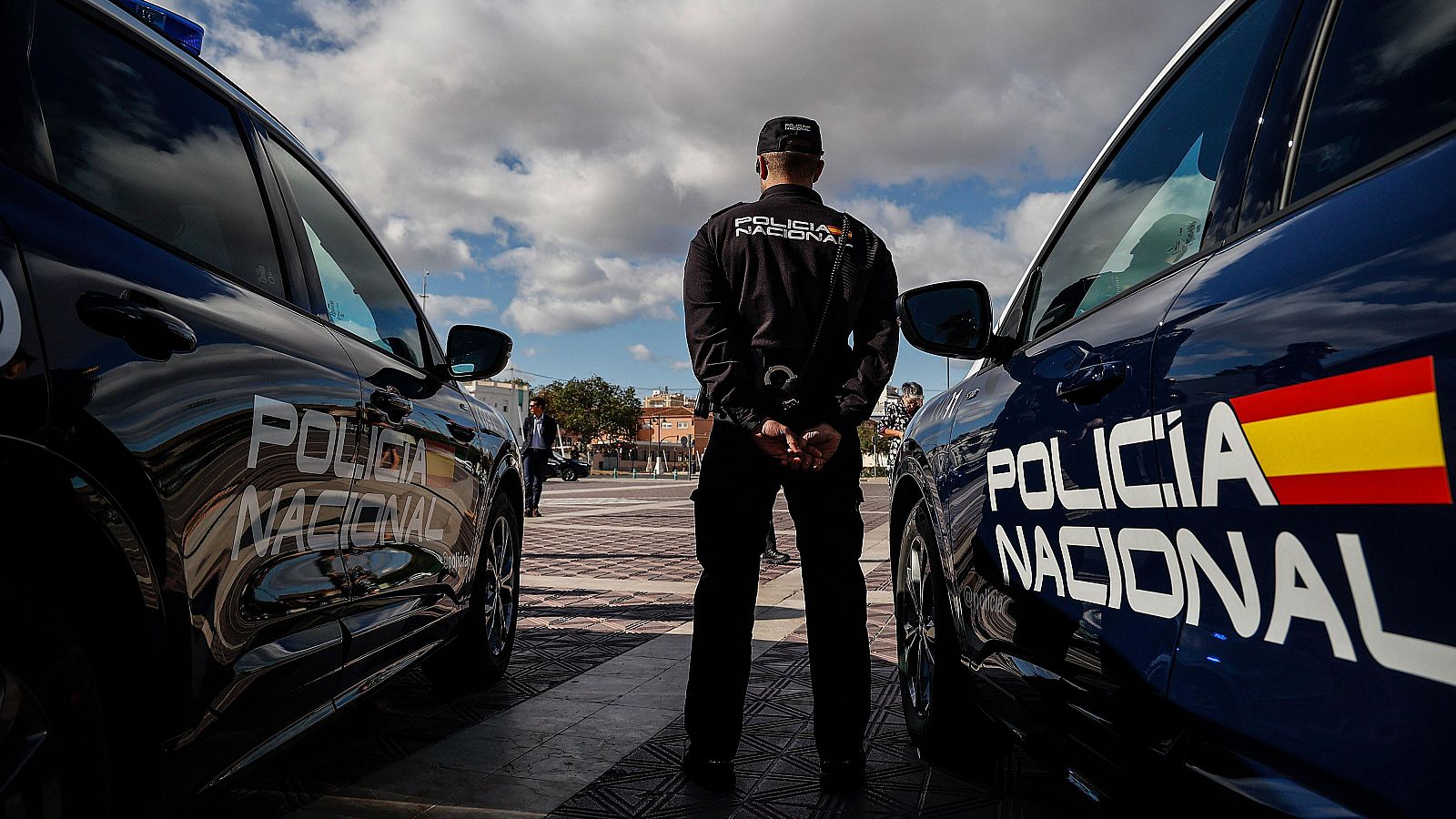 La Policía detiene a 36 personas de una trama dedicada al tráfico de migrantes cubanos