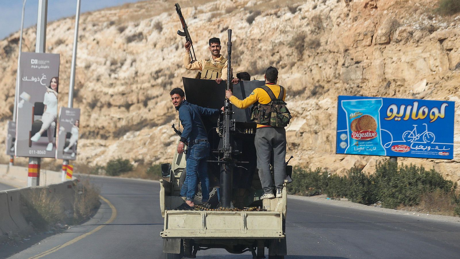 Conflicto en Siria: rebeldes celebran la caída del régimen de Bachar al Asad