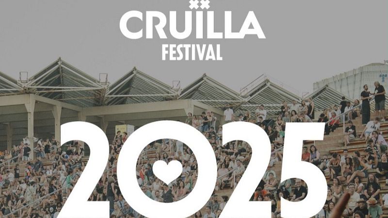 El cartel anuncia el Cruïlla Festival 2025, mostrando una multitud en un recinto al aire libre y el logo de Radio 3.