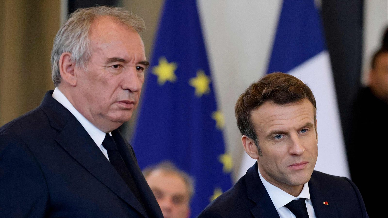 Macron nombra nuevo primero minitrso al centrista Bayrou