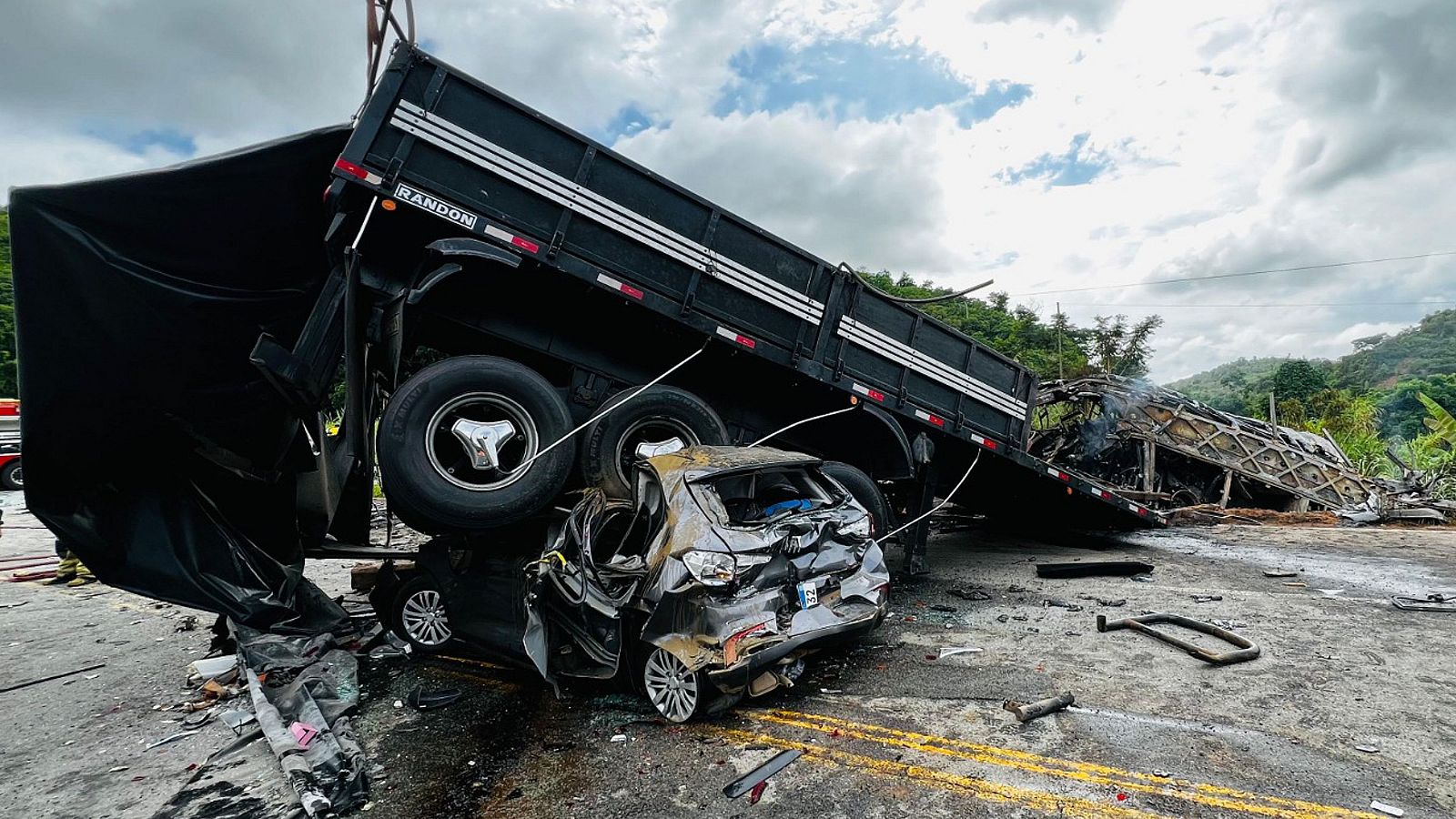 Al menos 37 muertos en un accidente de tráfico en Brasil