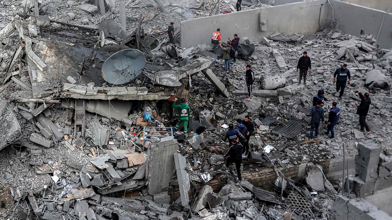 Israel ataca más 100 obejtivos en Gaza