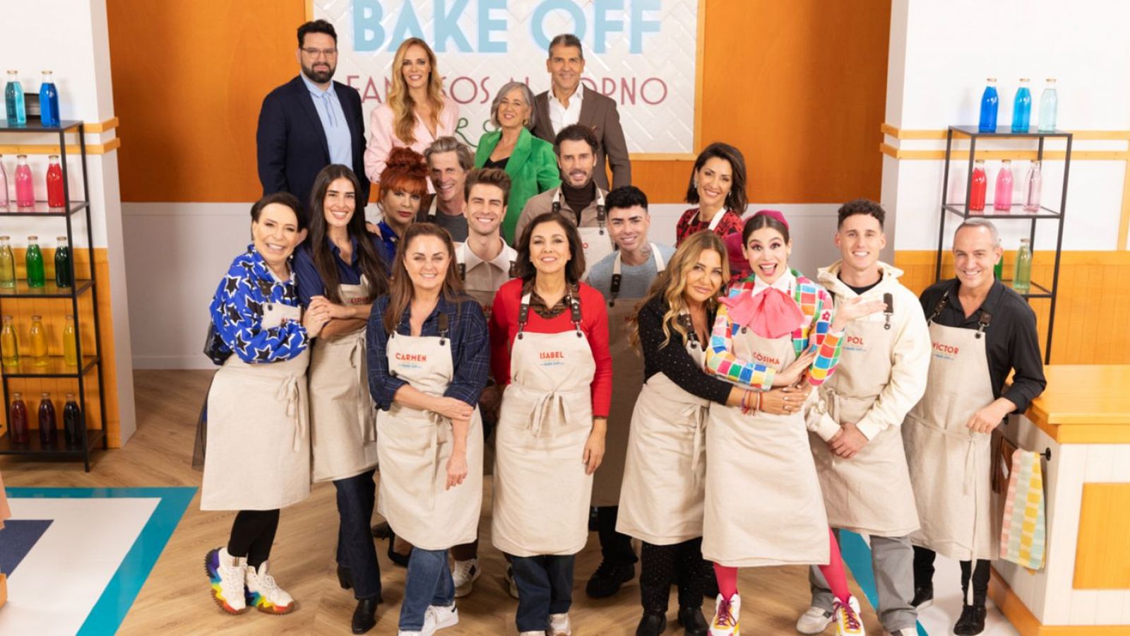 Jurado y concursantes de la segunda edición de 'Bake Off: famosos al horno'