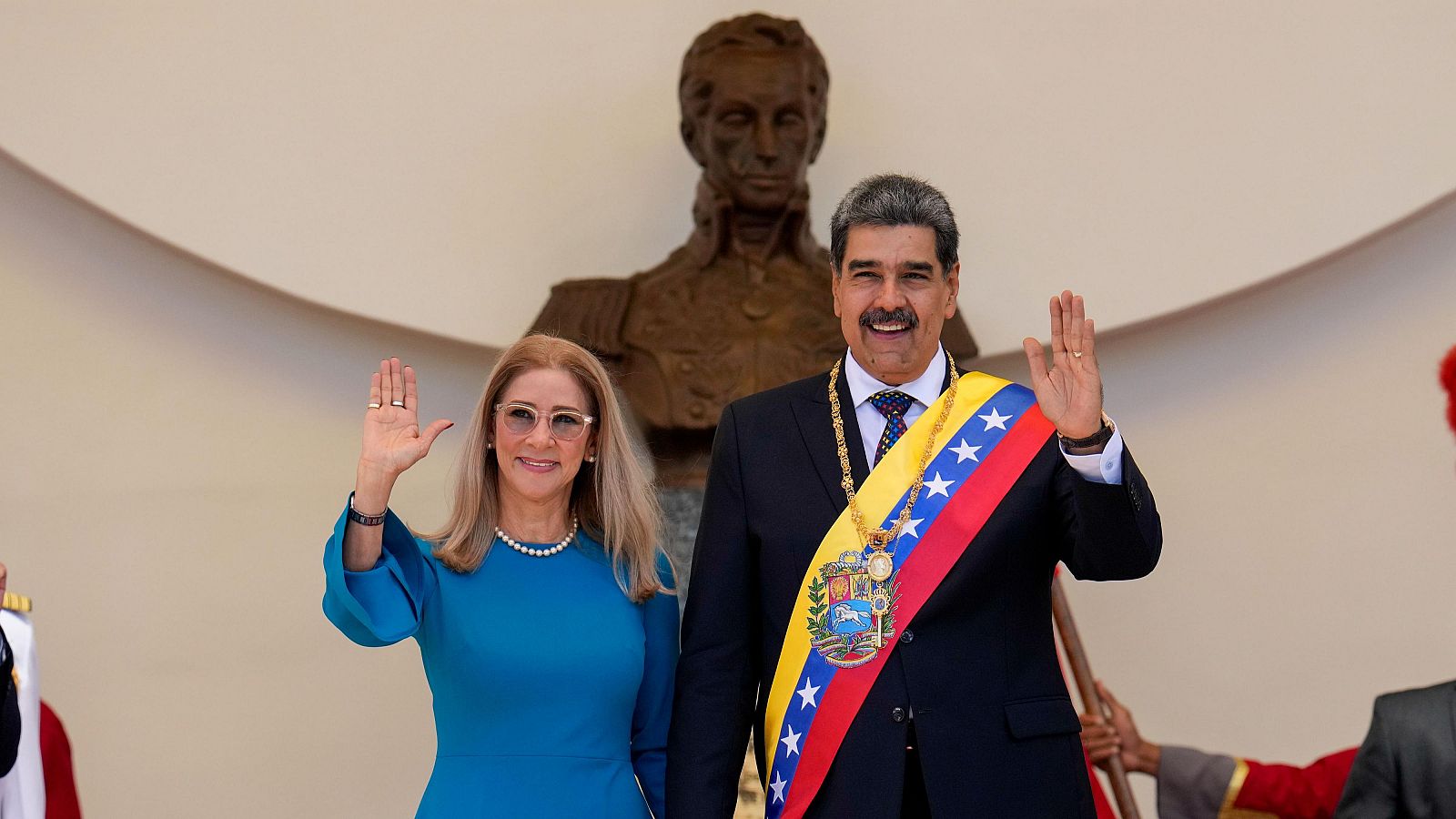 Nicolás Maduro y su mujer, Cilia Flores, durante la toma de posesión como presidente de Venezuela.