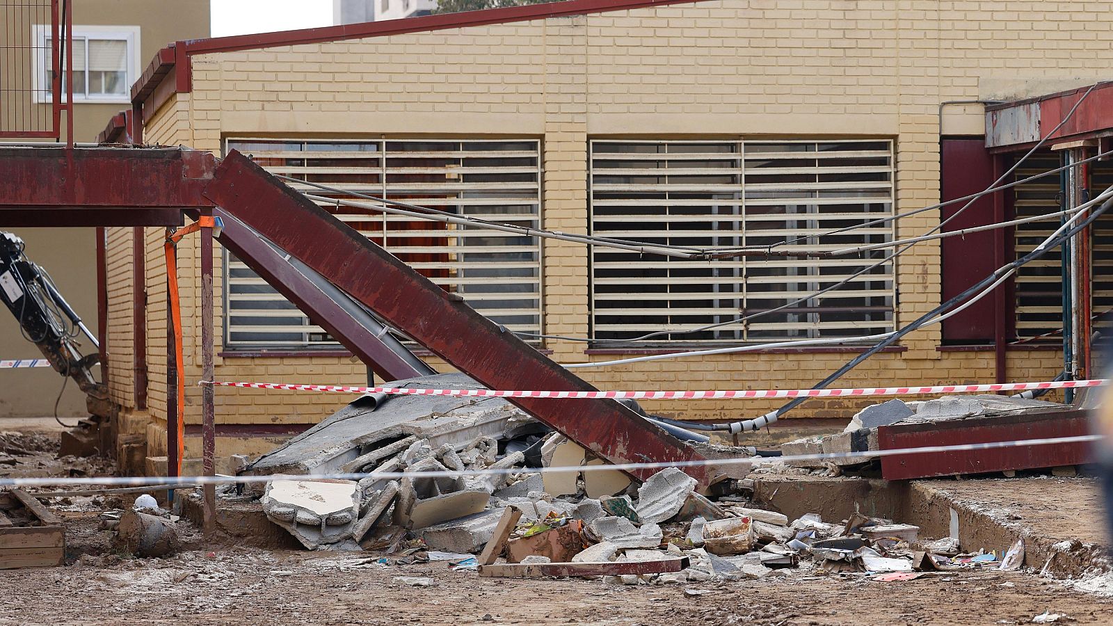 Dos detenidos por la muerte de un trabajador en un colegio de Massanassa tras la dana