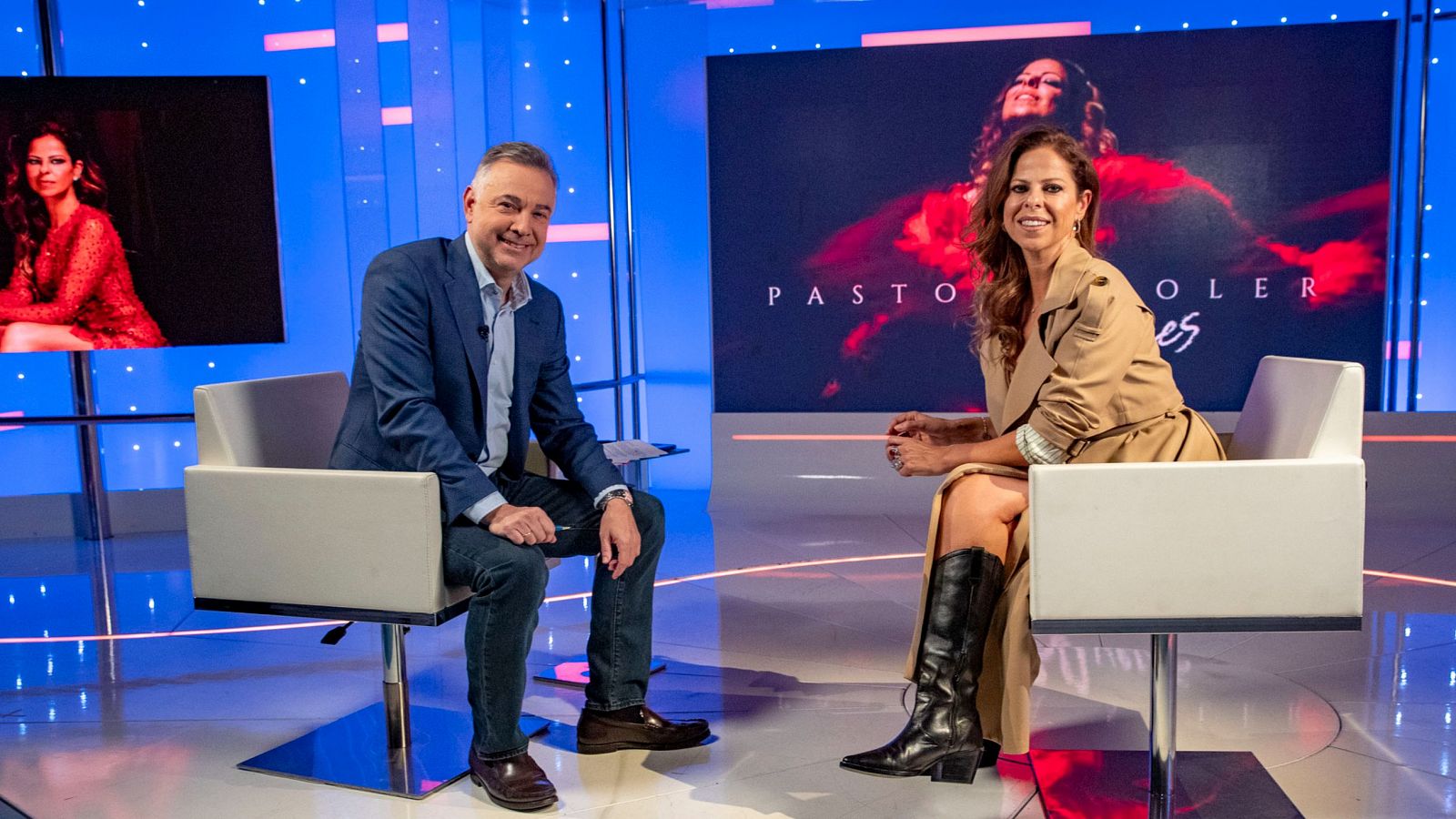 Jenaro Castro con Pastora Soler en 'Plano General'