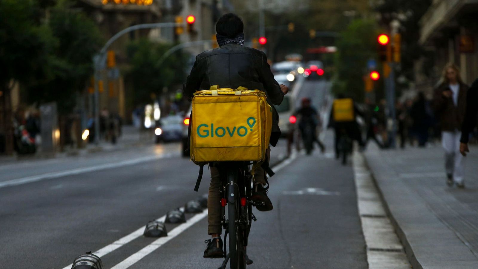 Un juzgado de San Sebastián admite la relación laboral de Glovo con 168 repartidores