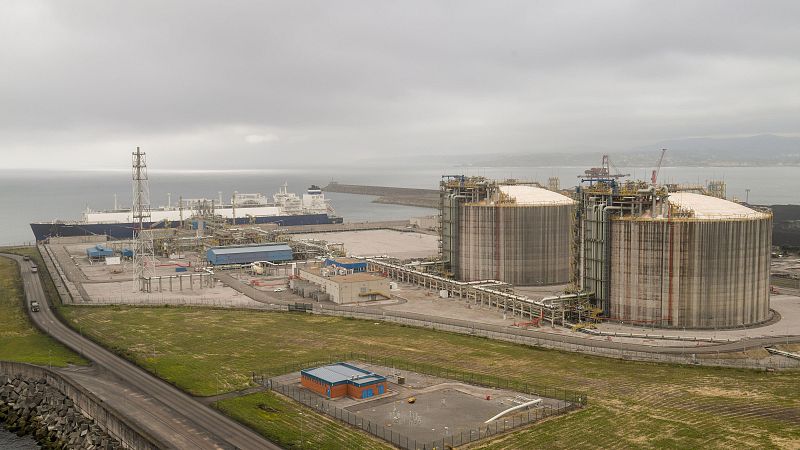 Muchas terminales de gas natural licuado (GNL) europeas planean reconvertirse para recibir hidrógeno verde