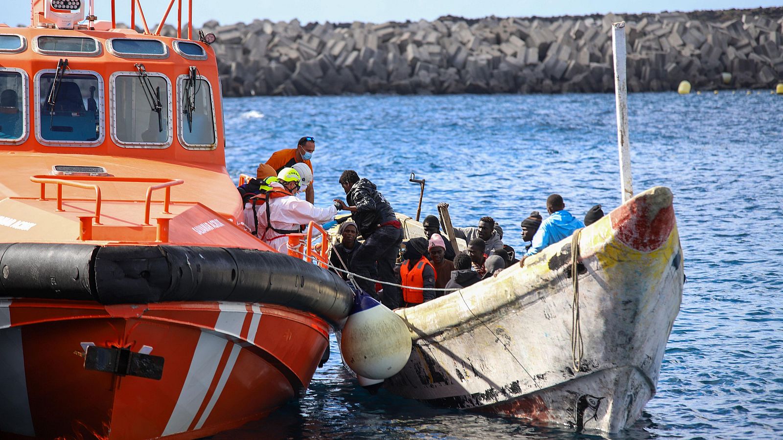 Llegada de migrantes irregulares africanos a Canarias