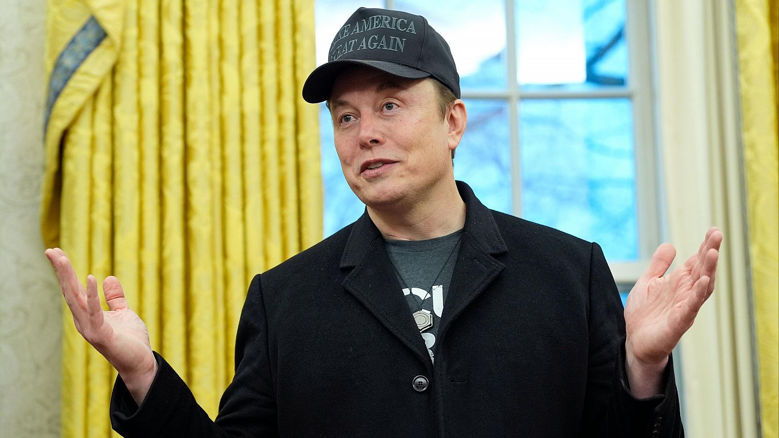 J.D. Vance afirma que Musk seguirá siendo "amigo y asesor" de la administración Trump incluso después de dejar su cargo