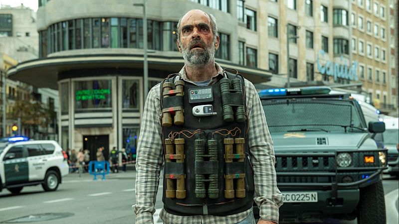 'Todos los nombres de Dios' tiene una escena impactante y sí, la protagoniza Luis Tosar