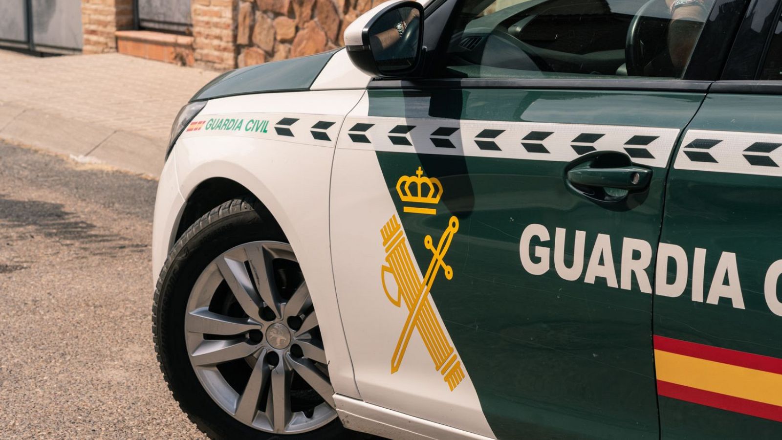La Guardia Civil bloquea más de 2,5 millones de una red dedicada al blanqueo de dinero de la droga en Cádiz