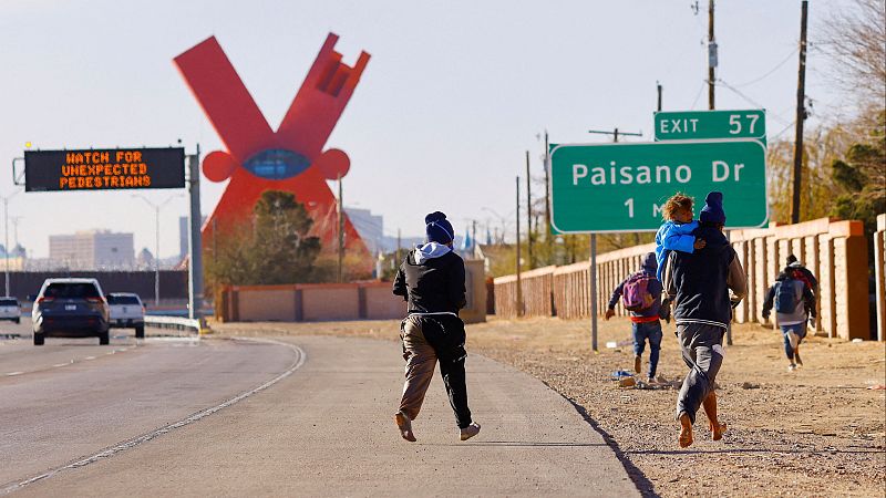EE.UU. anuncia un plan histórico de autodeportación voluntaria a cambio de ayuda financiera