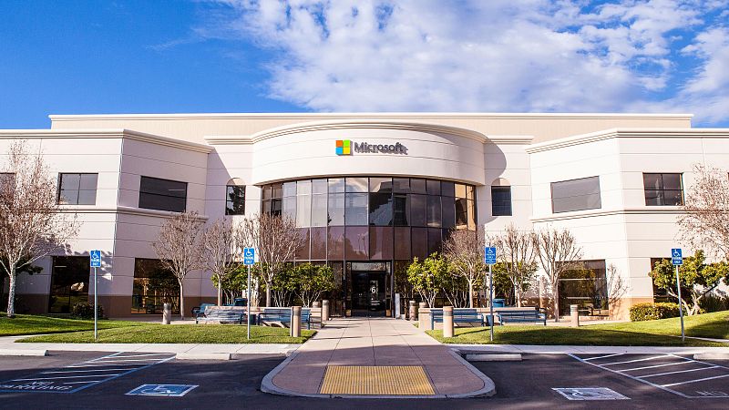 La multinacional estadounidense Microsoft anuncia que despedirá a unos 6.000 empleados