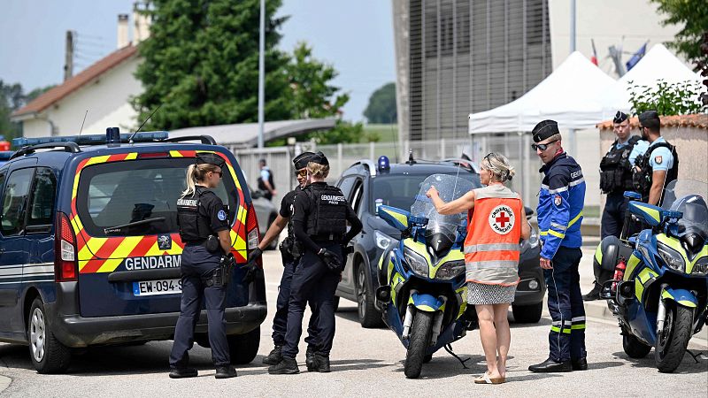 Un estudiante de 14 años mata a una vigilante escolar en Francia