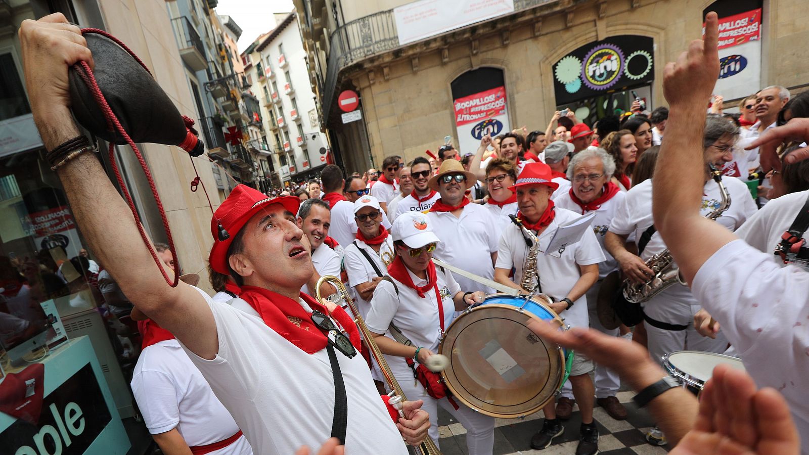 San Fermín 2025: las charangas, el latido musical de las calles pamplonesas
