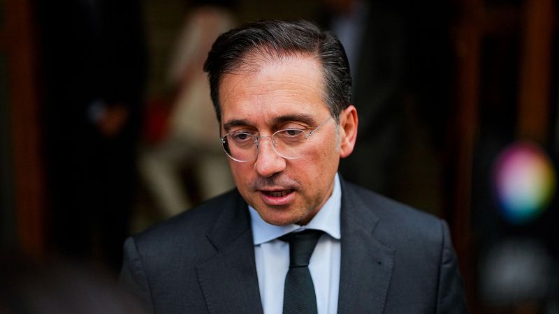 Más de 40 españoles son evacuados de Teherán y cruzan la frontera con Armenia, según confirma Exteriores