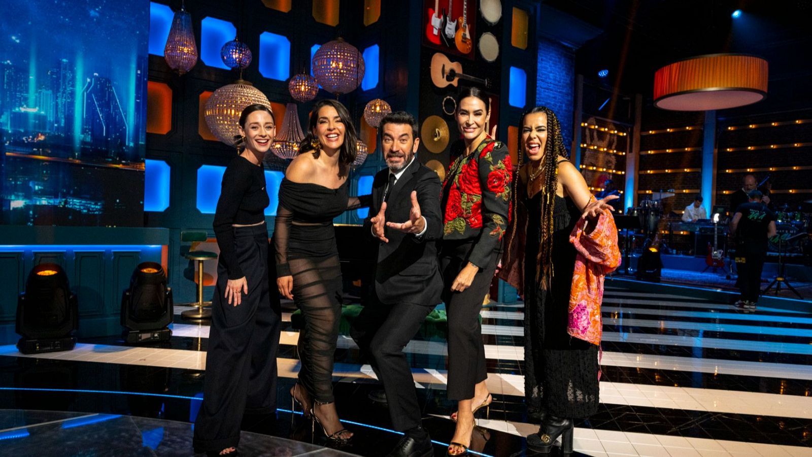 Elena Rivera, Ruth Lorenzo, Arturo Vals, Vicky Martín Berrocal y Beatriz Luengo en 'That's my jam: que el ritmo no pare'