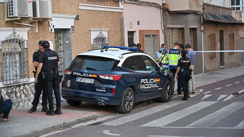 Hallan el cadáver de una mujer de 60 años en una vivienda de Almería