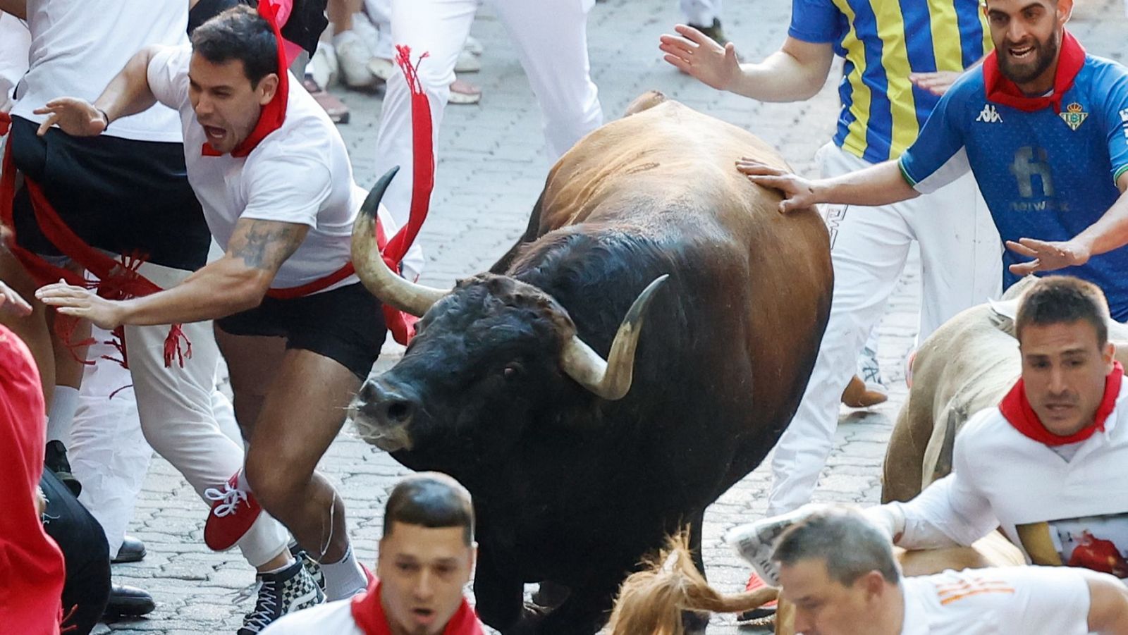 Tercer encierro de los Sanfermines 2025.