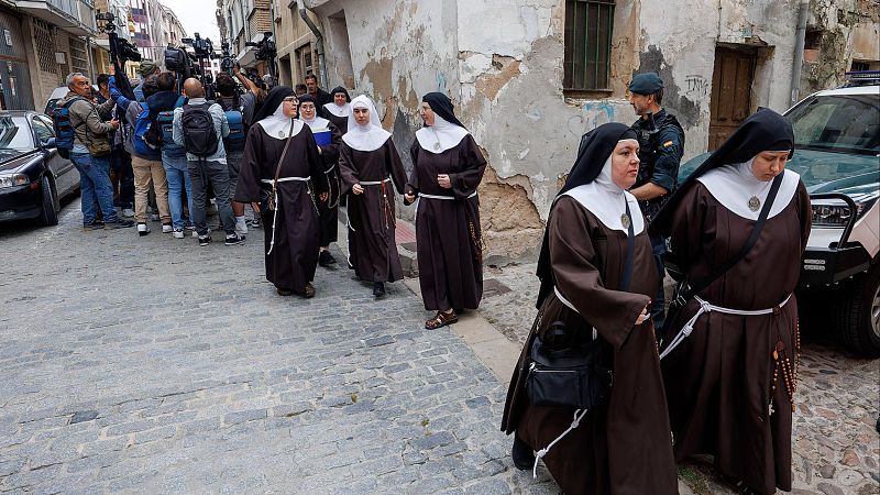 Las ocho religiosas excomulgadas por su decisión de separarse de la Iglesia católica se enfrentan a la vista oral por la demanda de desahucio del Monasterio de Santa Clara de Belorado.