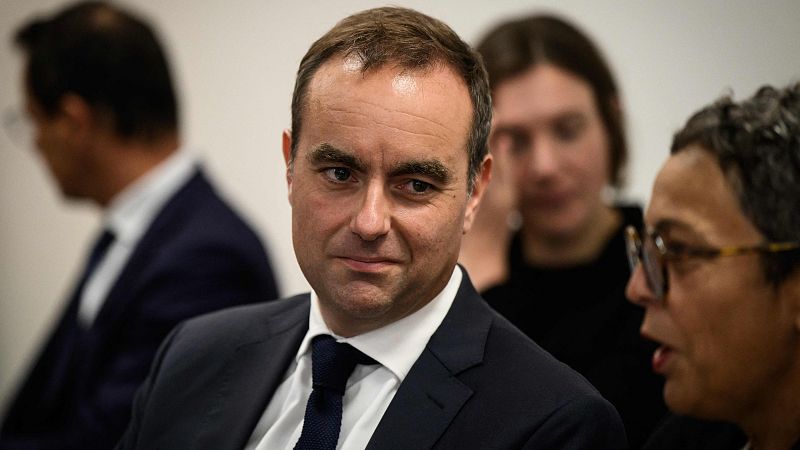 El primer ministro de Francia, Sébastien Lecornu, abierto a negociar con la izquierda