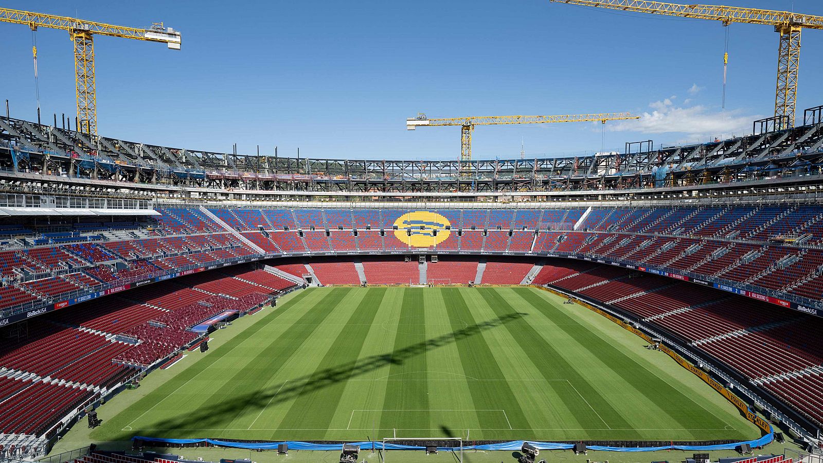 El Ayuntamiento de Barcelona asegura que el Camp Nou aún no cumple los requisitos de seguridad