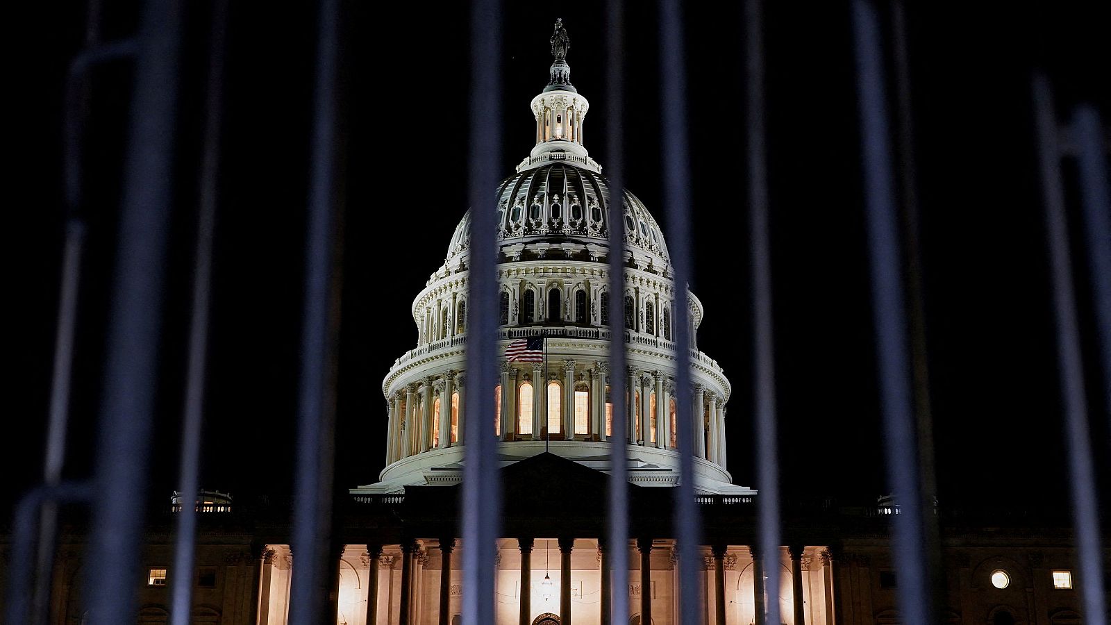 El cierre parcial del Gobierno de Estados Unidos entra en vigor