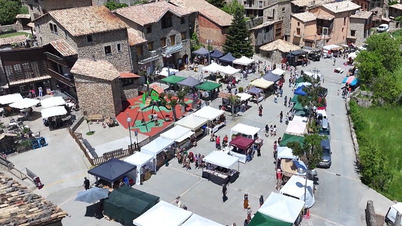 Tuixent, el pueblo de las mujeres que iban por el mundo