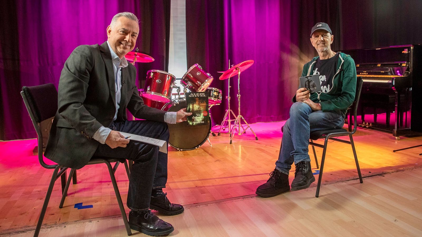 Jenaro Castro con Alejo Stivel durante la entrevista