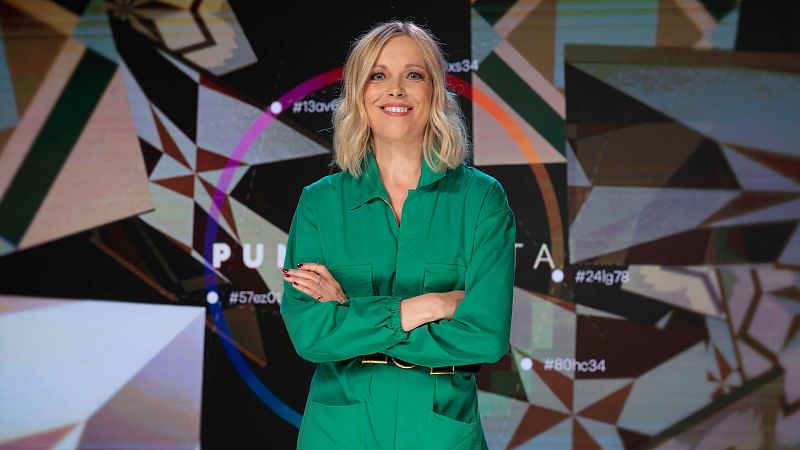 Tània Sarrias, al plató del programa 'Punts de vista' de La 2Cat