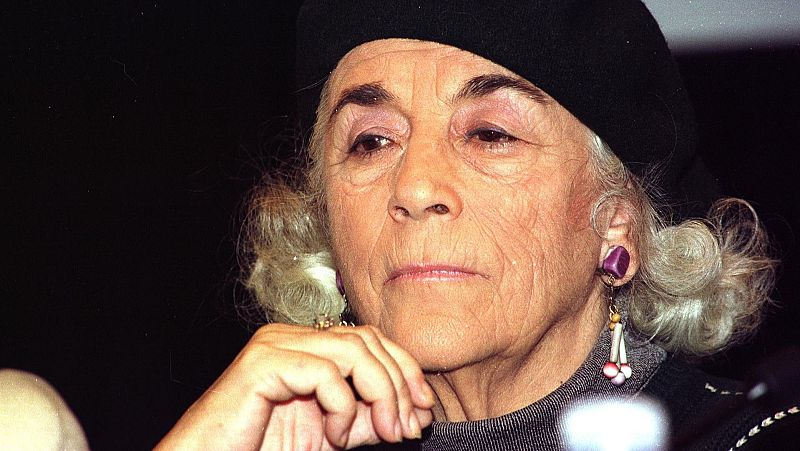 Cronología de la reina de las nieves: Carmen Martín Gaite