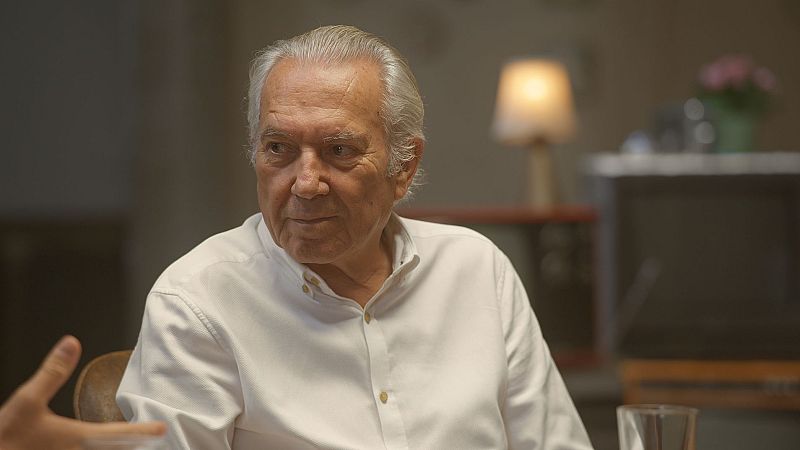 Justo Molinero explica com va començar l’emissora Radio TeleTaxi