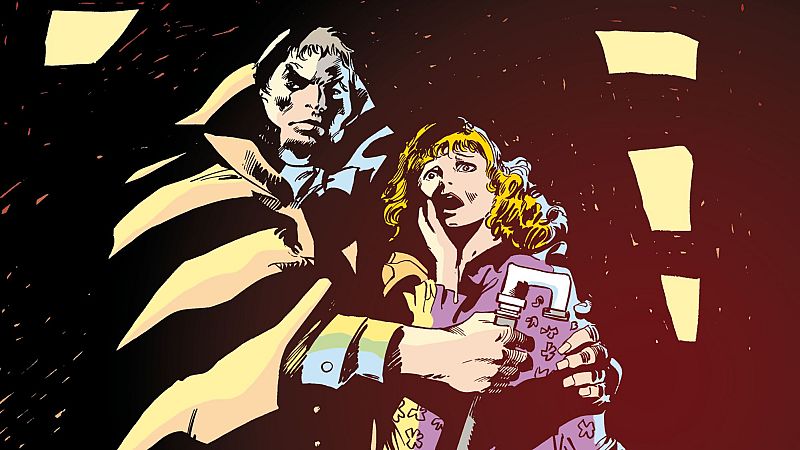 En la portada de un cómic, un hombre con capa y rostro serio se encuentra junto a una mujer rubia que muestra terror. El fondo oscuro y las formas geométricas contribuyen a la atmósfera de suspense.
